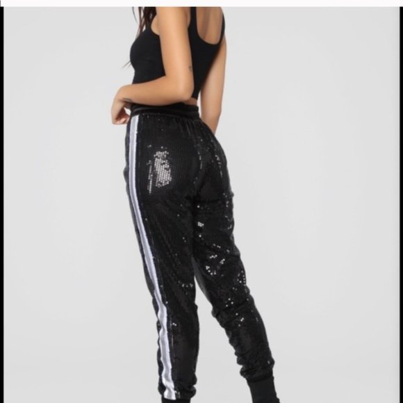 Fashion nova Black sequin Joggers, L, new - Picture 4 of 7
